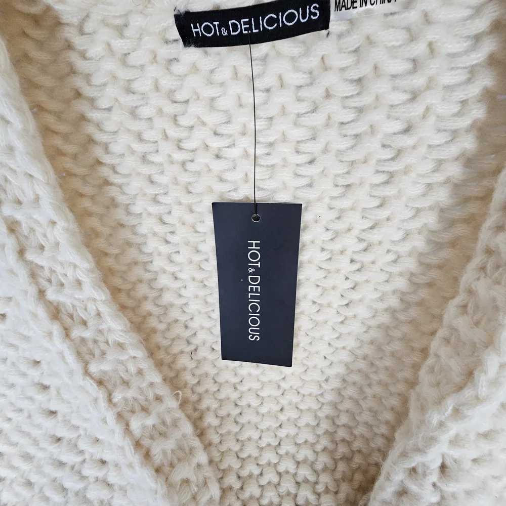 Women's Cream Sweater with Pink Accents - Picture 3 of 7